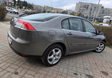 Renault Laguna III Hatchback 2.0 16v 140KM 2009 Renault Laguna 2,0 Benzyna - Bezwypadkowa - Zarejestrowana 2.0 Benzyna, zdjęcie 5