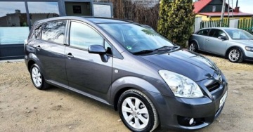 Toyota Corolla Verso AR10 1.8 i 130KM 2009 Toyota Corolla Verso BENZYNA 7 FOTELI KLIMA super okazja polecamy, zdjęcie 9