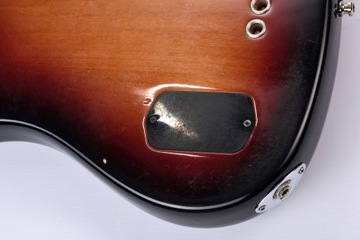 Fender American Deluxe Jazz Bass - бас-гитара