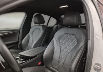 BMW Seria 5 G30-G31 Limuzyna Facelifting 2.0 518d 150KM 2022 BMW Seria 5 Salon Polska l M-Pakiet l Shadow Line l VAT23 2.0 Diesel 150KM, zdjęcie 11