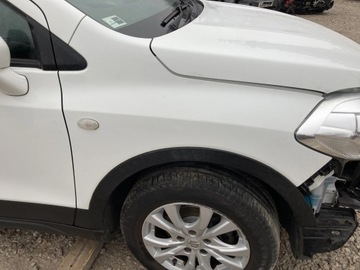 BLATNÍK PRAVÝ PŘEDNÍ SX4 S-CROSS 13- 26U