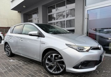 Toyota Auris II 2015 Toyota Auris Comfort, Premium, salon Polska 1.8 Hybryda 99KM