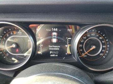 Jeep Gladiator 2021 Jeep Gladiator Overland 2021 3.6l 3.6 Benzyna 285KM, zdjęcie 9