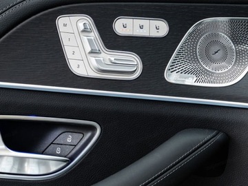 Mercedes GLS X167 SUV Facelifting 3.0 450d 367KM 2025 MERCEDES-BENZ GLS 450 d 4-MATIC AMG Line 3.0 (367KM) 2025, zdjęcie 15