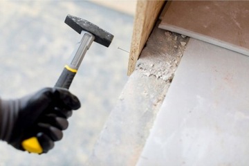 STANLEY STHT0-51907 Młot ślusarski fiberglass 300g