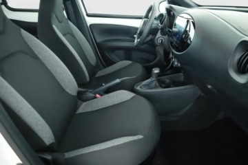 Toyota Aygo X 1.1 VVT-i 72KM 2024 Toyota Aygo X 1.0, Salon Polska, 1. Właściciel, zdjęcie 6