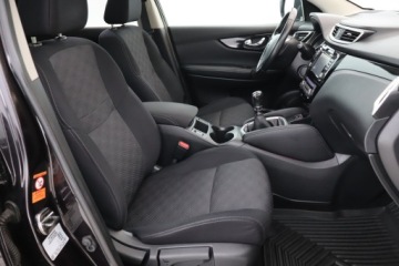 Nissan Qashqai II Crossover 1.6 DIG-T 163KM 2016 Nissan Qashqai 1.6 DIG-T, Salon Polska, zdjęcie 8