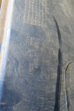 Listwa progowa lewa Honda Civic X sedan HB 15-22