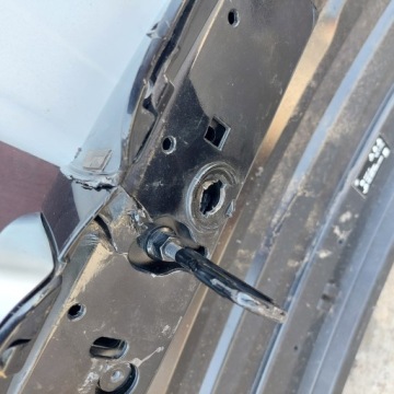 Капот БМВ И3 2013-2022 гг.