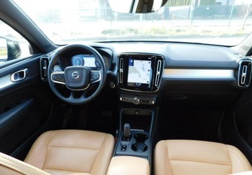 Volvo XC40 Crossover 1.5 T3 163KM 2019 Volvo XC 40 z Gwarancja Bezwypadkowy Bezowa Skora 1.5 Benzyna 163KM, zdjęcie 12