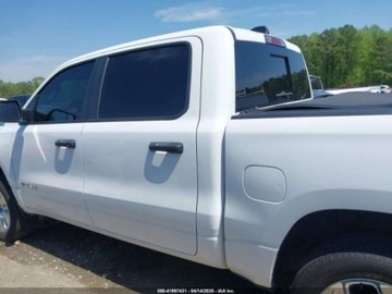  RAM 1500 2023r., Big Horn 5.7 Benzyna 395KM, zdjęcie 3