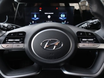 Hyundai Elantra VII Sedan 1.6 MPI 123KM 2023 Hyundai Elantra 1.6 MPI, Salon Polska, zdjęcie 17