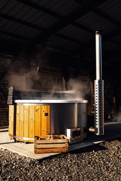 Садовая гидромассажная ванна CISA - гибрид дровяной печи и электрического обогревателя