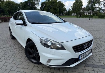 Volvo V40 II Cross Country D2 115KM 2013 Volvo V40 Volvo V40 D2 R-Design Summum 1.6 Diesel 115KM, zdjęcie 3