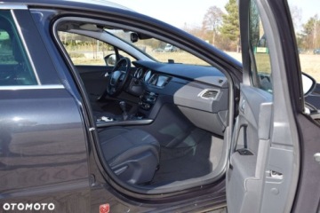 Peugeot 508 I SW Facelifting 1.6 e-THP 165KM 2015 Peugeot 508 1.6 THP 165KM Lift Allure LED Panorama Navi Kamera Czujniki Hak, zdjęcie 20