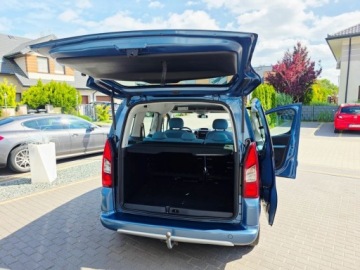 Citroen Berlingo II Combi Facelifting 1.6 HDI 75KM 2015 Citroen Berlingo Multispace___Limited Selection___1.6 HDi 75KM___Pelna His, zdjęcie 25