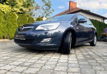 Opel Astra J Hatchback 5d 1.4 Twinport ECOTEC 100KM 2010 Opel Astra 1.4 benzyna 1 wlasciciel Serwisowany 1.4 Benzyna 100KM, zdjęcie 11