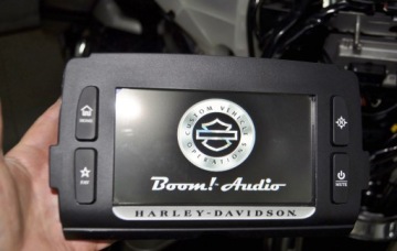 Оригинальное радио Harley-Davidson CVO Boom Box 6,5GT
