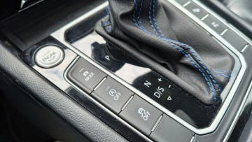 Volkswagen Arteon Shooting Brake R 2.0 TSI 320KM 2022 Volkswagen Arteon R 2.0TSI 320KM ACC 4X4 Panorama, zdjęcie 33