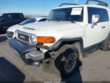 Toyota FJ Cruiser 2013 Toyota FJ 2013 r., 4,0L 4.0 Benzyna 260KM, zdjęcie 10