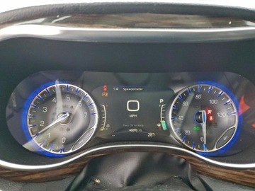 Chrysler Pacifica II 2022 Chrysler Pacifica Limited 2022 3.6 Benzyna 287KM, zdjęcie 3