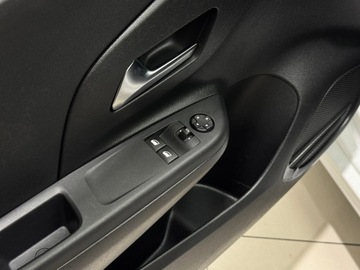 Opel Corsa F Hatchback 5d 1.5 Diesel 102KM 2020 Opel Corsa Edition / Kamera cofania / CarPlay/Andr, zdjęcie 18