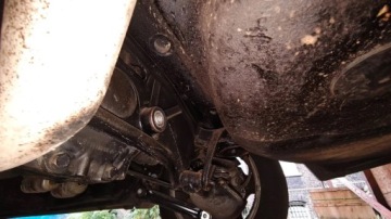 Mercedes Klasa E W124 Coupe 2.0 136KM 1995 MERCEDES-BENZ C124 E200 2.0 benzyna 136KM 1995r, zdjęcie 35