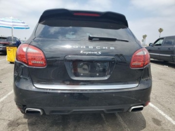 Porsche Cayenne II SUV 4.8 S V8 400KM 2013 Porsche Cayenne S 2013 4.8l 4.8 Benzyna 400KM, zdjęcie 2