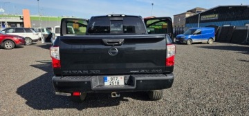 Nissan Titan 2019 Nissan Titan XD 5.0 V8 Cummins Diesel 4x4 – 2019 rok, zdjęcie 4