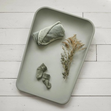 Leander: пеленальный коврик Matty Pearl Grey