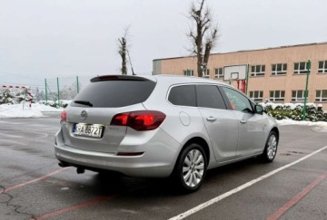 Opel Astra J Sports Tourer 1.4 Turbo ECOTEC 140KM 2011 Opel Astra Opel Astra 1.4 Turbo Cosmo 1.4 Benzyna 140KM, zdjęcie 10