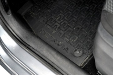 Skoda Octavia II Kombi Facelifting 1.6 TDI CR DPF 105KM 2013 Škoda Octavia Skoda Octavia 1.6 TDI 105KM Klima, zdjęcie 14