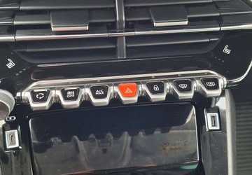 Peugeot 2008 II 2020 Peugeot 2008 Peugeot 2008 1.5 Diesel 102KM, zdjęcie 24