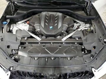 BMW X6 G06 2022 BMW X6 M50i 2022 4.4l 4.4 Benzyna 523KM, zdjęcie 6