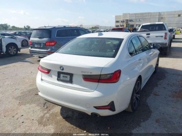 BMW Seria 3 G20-G21 2021 BMW Seria 3 330E 2021 2.0l 2.0 Hybryda 180KM, zdjęcie 5