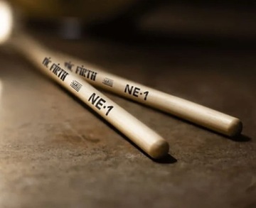 ВИК ФИРТ Майк Джонстон NE1