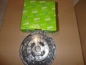 КОМПЛЕКТ СЦЕПЛЕНИЯ DUCATO BOXER JUMPER 2.8 HDI JTD VALEO