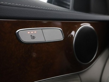 Mercedes Klasa C W205 Limuzyna 180 156KM 2014 Mercedes C 180 automat półskóra jane wnętrze, zdjęcie 35