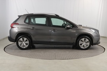 Peugeot 2008 I SUV Facelifting 1.2 PureTech 110KM 2019 Peugeot 2008 1.2 PureTech, Salon Polska, zdjęcie 5