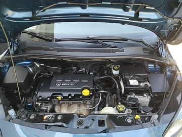 Opel Corsa E Hatchback 3d 1.4 Twinport 90KM 2015 Opel Corsa 1.4 Benzyna 90KM # Klima # Wspomaganie, zdjęcie 21