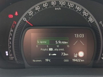 Toyota Aygo X 1.1 VVT-i 72KM 2022 Toyota Aygo X 1.0 VVTi Style, zdjęcie 13