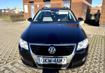 Volkswagen Passat B6 Variant 2.0 TDI PD-DPF 140KM 2007 Volkswagen Passat 2007 rok B6 KLIMATRONIK Zadbany 2.0 Diesel 140KM, zdjęcie 1