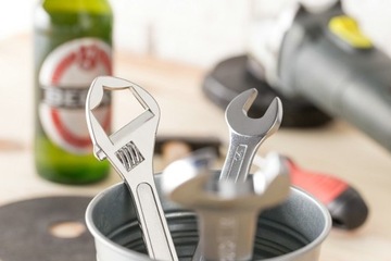 МЕТАЛЛИЧЕСКИЙ КЛЮЧ ДЛЯ БУТЫЛОК ПИВА