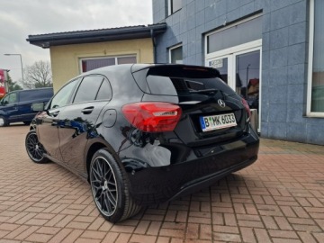Mercedes Klasa A W176 Hatchback 5d Facelifting 180 122KM 2016 Mercedes A 180 1.6 Benzyna Kamera, zdjęcie 14