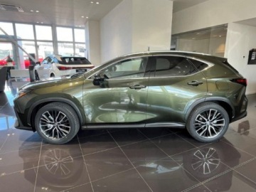 Lexus NX II SUV Facelifting 2.5 350h 200KM 2025 Od ręki - 350h Omotenashi 2.5 Hybrid AWD 200KM | Podgrzewane fotele!, zdjęcie 2