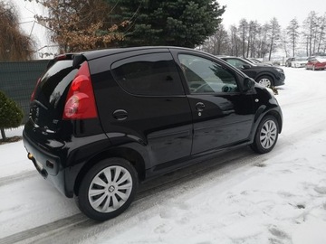 Peugeot 107 2008 Peugeot 107 1.0 16V 66KM Klimatyzacja Isofix, zdjęcie 4