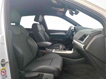 Audi Q5 II Q5-e Facelifting 2.0 55 TFSI e 367KM 2023 Audi Q5 pneumatyka, hak, head up, BO, aktywny tempomat, matrix led 2.0, zdjęcie 4