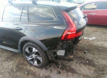 Volvo 2020 Volvo V60 Cross Country 2020, 2.0L, 4x4, T5, od ubezpieczalni 2.0 Benzyna, zdjęcie 6