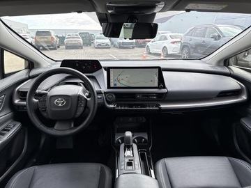 Toyota Prius V (XW60) 2.0  Hybrid Dynamic Force Plug-in 223KM 2023 Toyota Prius Plug-in Hybrid Executive V (2023-), zdjęcie 8