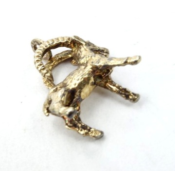 Srebrny złocony wisior zawieszka figurka znak zodiaku Koziorożec Vintage